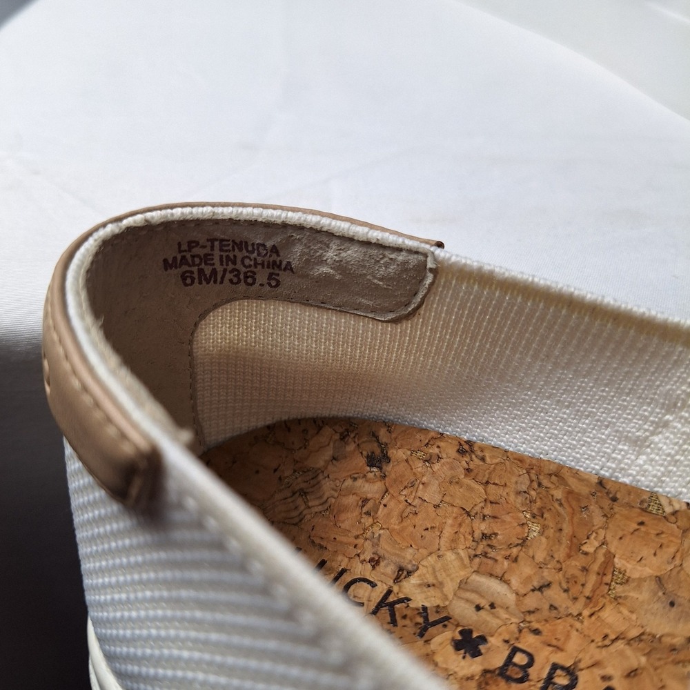LUCKY BRAND "Tenuda" Sneaker Sz 6M White Breathable Knit Lace-Up Tan Heel Tab - Picture 9 of 10